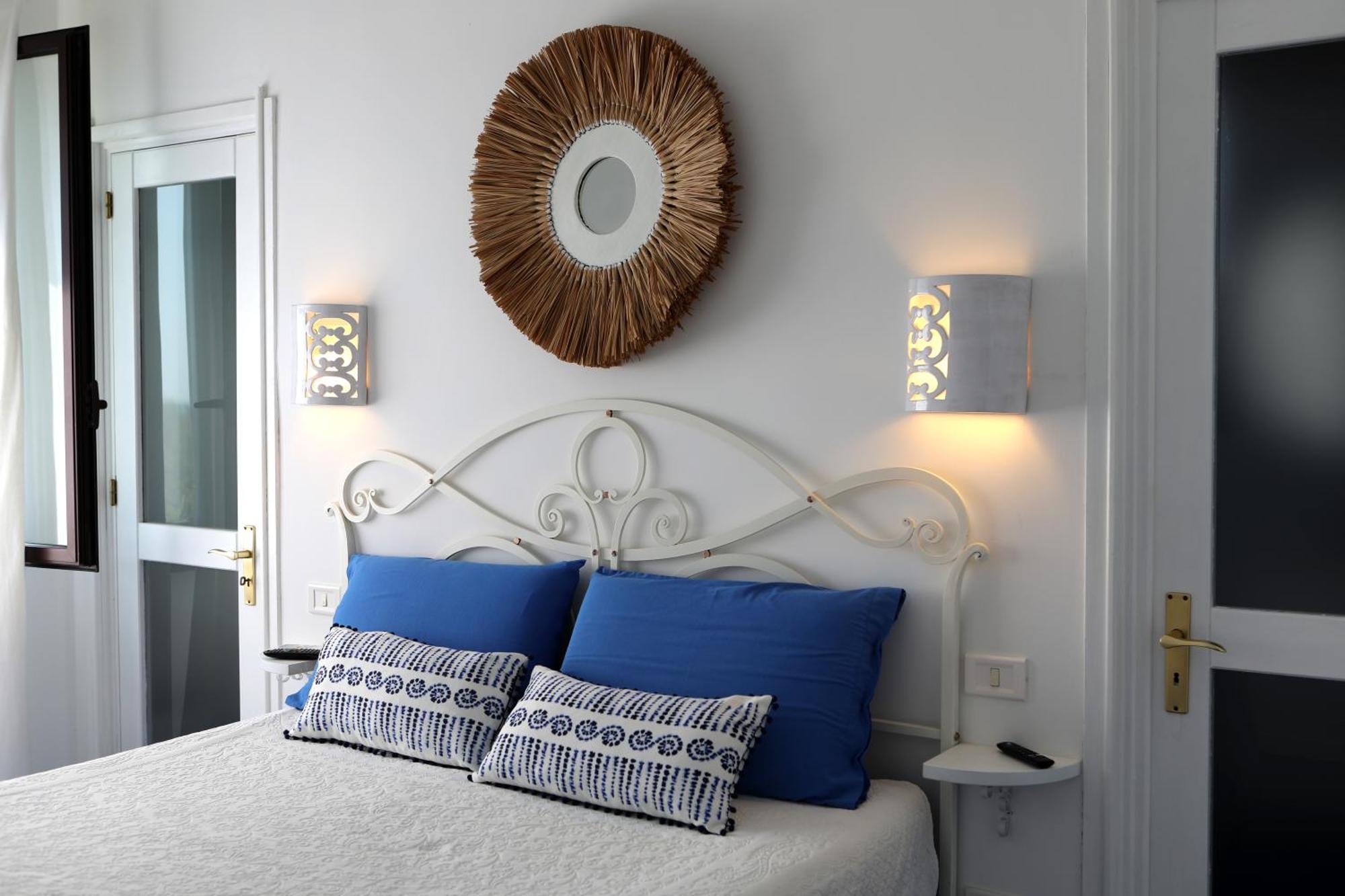 Kale Bed & Breakfast โจวีนัซโซ ภายนอก รูปภาพ